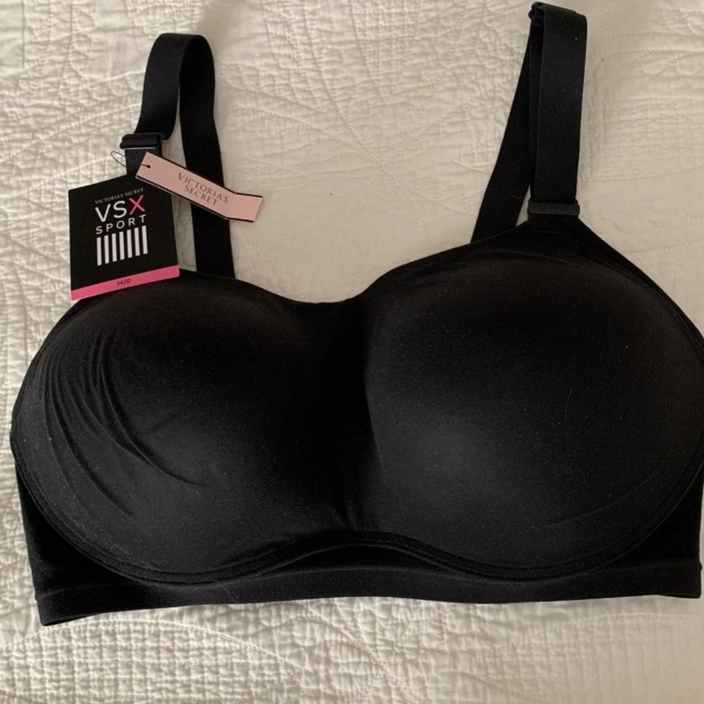 NWT Victoria Secret the Ultimate sports bra 34